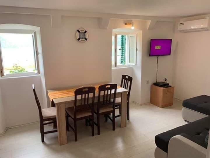 Apartments Dabovic Котор Экстерьер фото